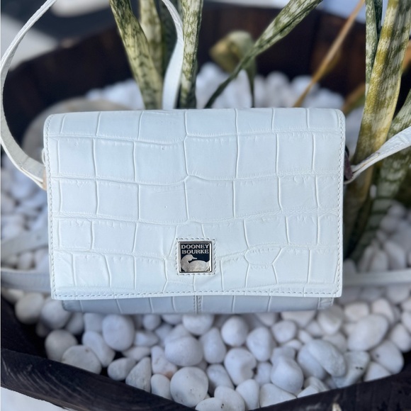 Dooney & Bourke Handbags - Dooney & Bourke Made in Italy Vintage White Croc Embossed Leather Crossbody Bag